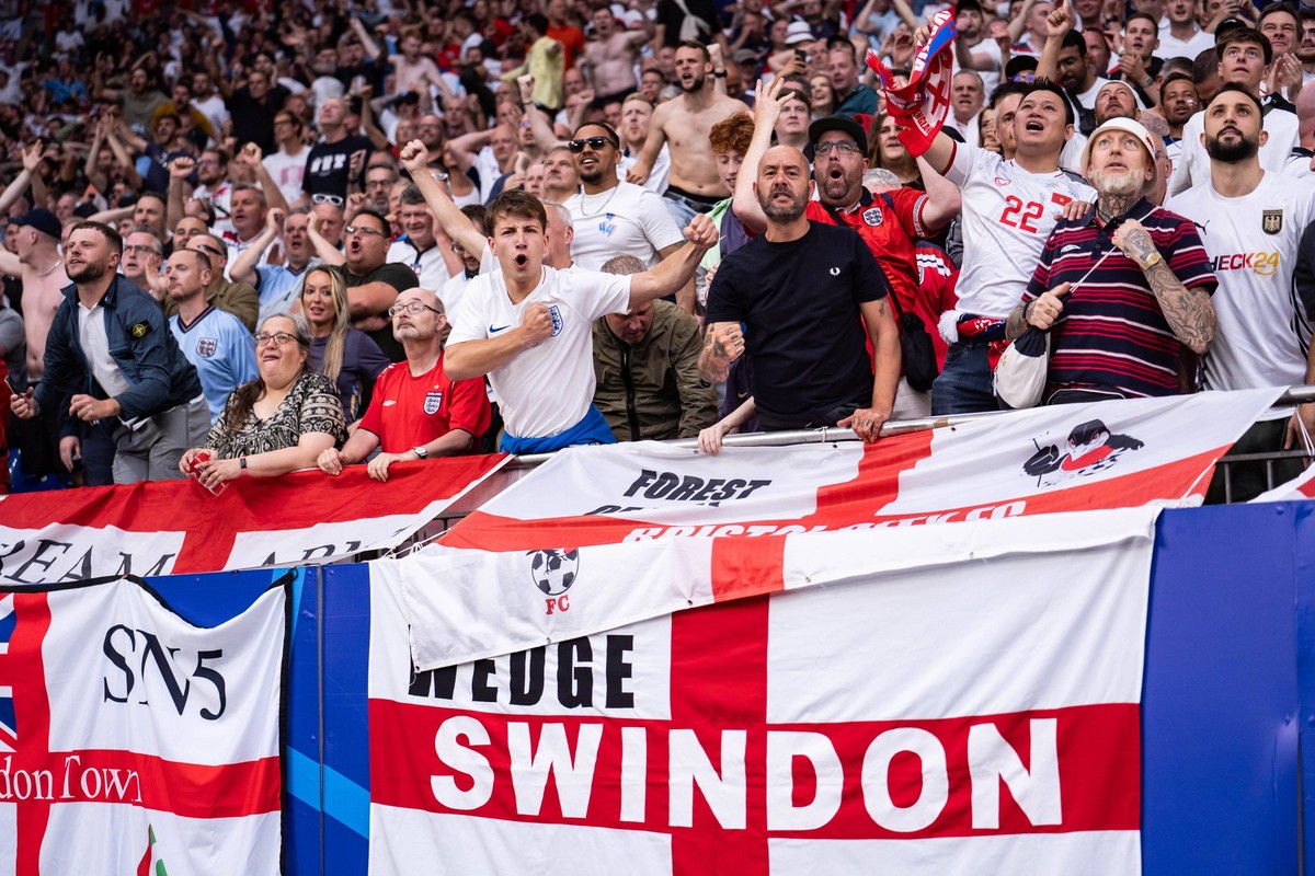 GER, Euro 2024, Achtelfinale / round of sixteen, England GBR vs Slowakei SVK / 30.06.2024, Arena AufSchalke, Veltins Arena, Gelsenkirchen, GER, Euro 2024, Achtelfinale / round of sixteen, England GBR  ...