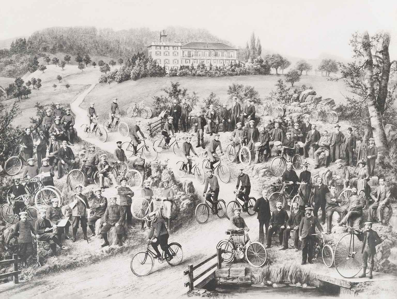 Frauen in der Unterzahl, auch auf dem Gruppenbild des Radfahrer-Vereins Flawil (SG) von 1902.
https://permalink.nationalmuseum.ch/100306240