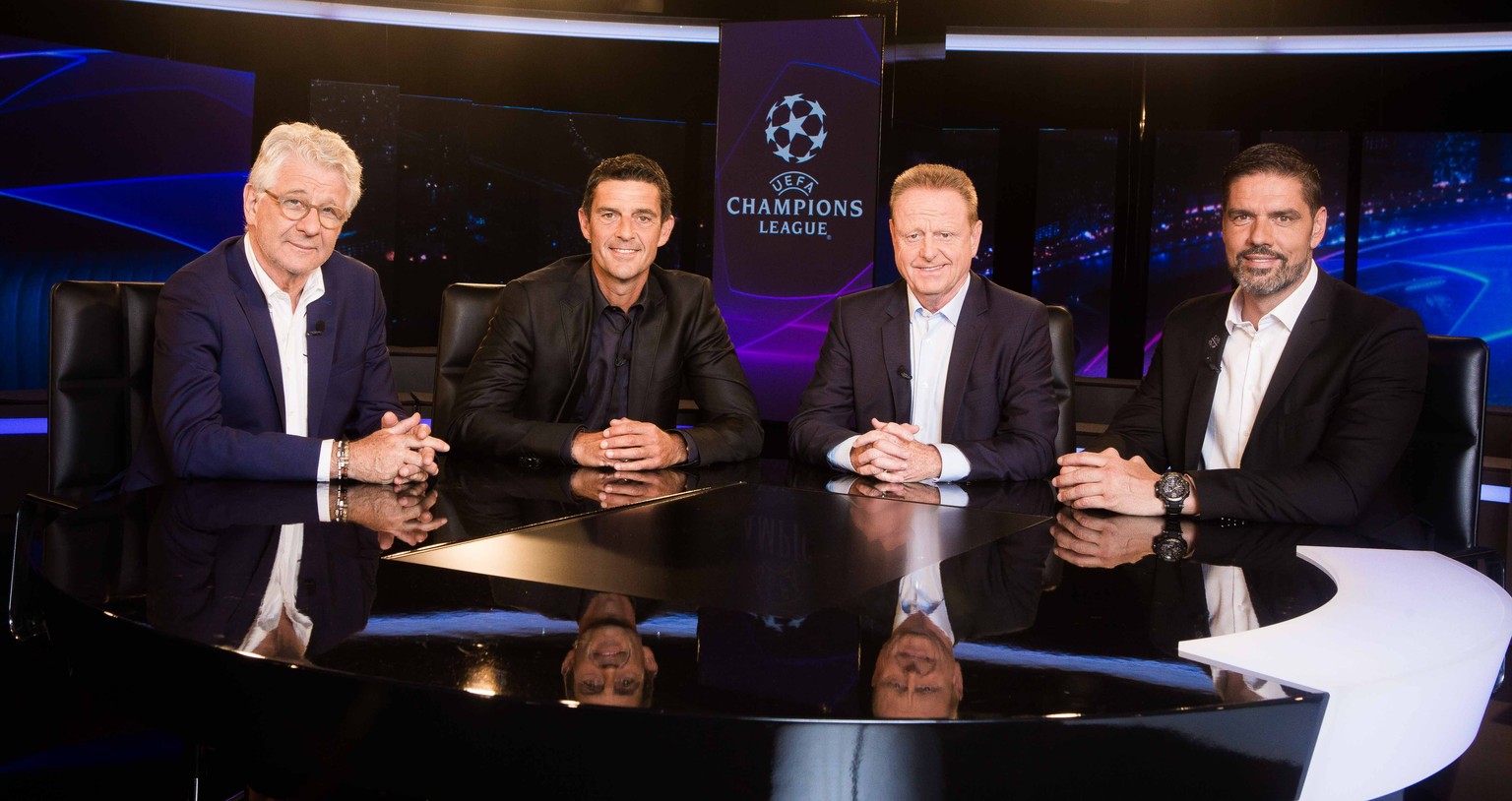 Das Experten-Team von Teleclub – alle Studiosendungen der Champions League finden mit Publikum statt. 