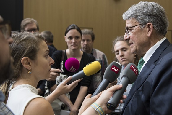 Urs Schwaller, Post-Verwaltungsratspraesident aeussert sich an einer Medienkonferenz ueber die Ergebnisse der Postauto-Affaere und den Ruecktritt von Postchefin Susanne Ruoff, am Montag, 11. Juni 2018 ...