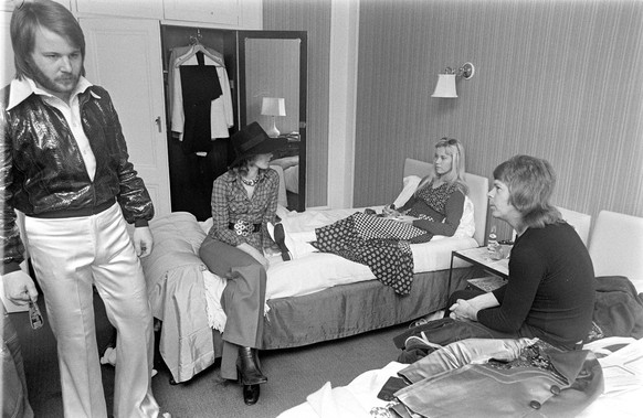 Swedish pop group ABBA at their hotel in London after winning the Euvovision Song Contest in Brighton, England, in April, 1974. From left Benny Andersson, Annifrid Lyngstad, Agnetha F�ltskog and Bj�rn ...