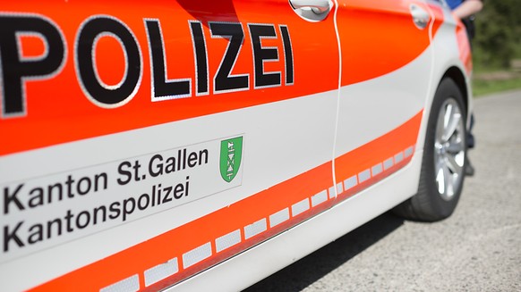 In Au im Kanton St. Gallen sind am Donnerstagmorgen zwei Personen tot aufgefunden worden. Die Polizei geht von einem Tötungsdelikt aus. (Symbolbild)