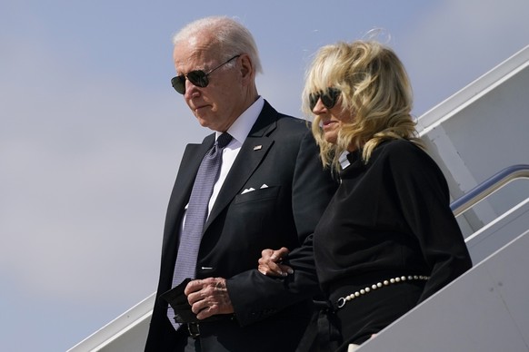 President Joe Biden and first lady Jill Biden arrive at JASA-Kelly Airfield before visiting Robb Elementary School to pay their respects to the victims of the mass shooting, Sunday, May 29, 2022, in S ...