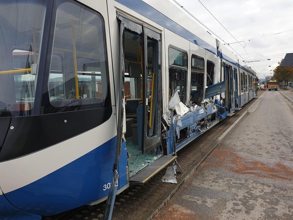 Tramunfall: Mehrere Personen bei Tramunfall in Zürich verletzt