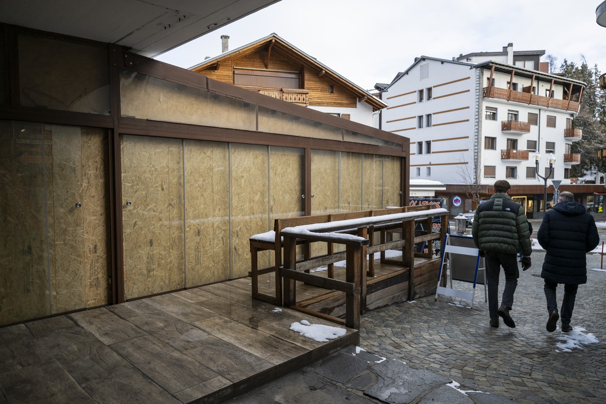 The terrace of the "Le Constellation" bar is pictured after the fire at the "Le Constellation" bar and lounge, in Crans-Montana, Switzerland, Friday, January 30, 2026. 40 people mo ...