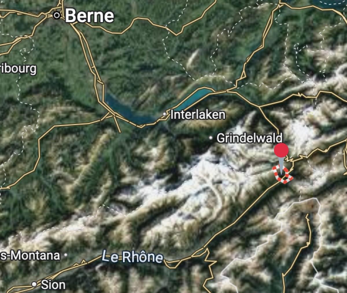Obergesteln est situé dans la vallée de Conches.