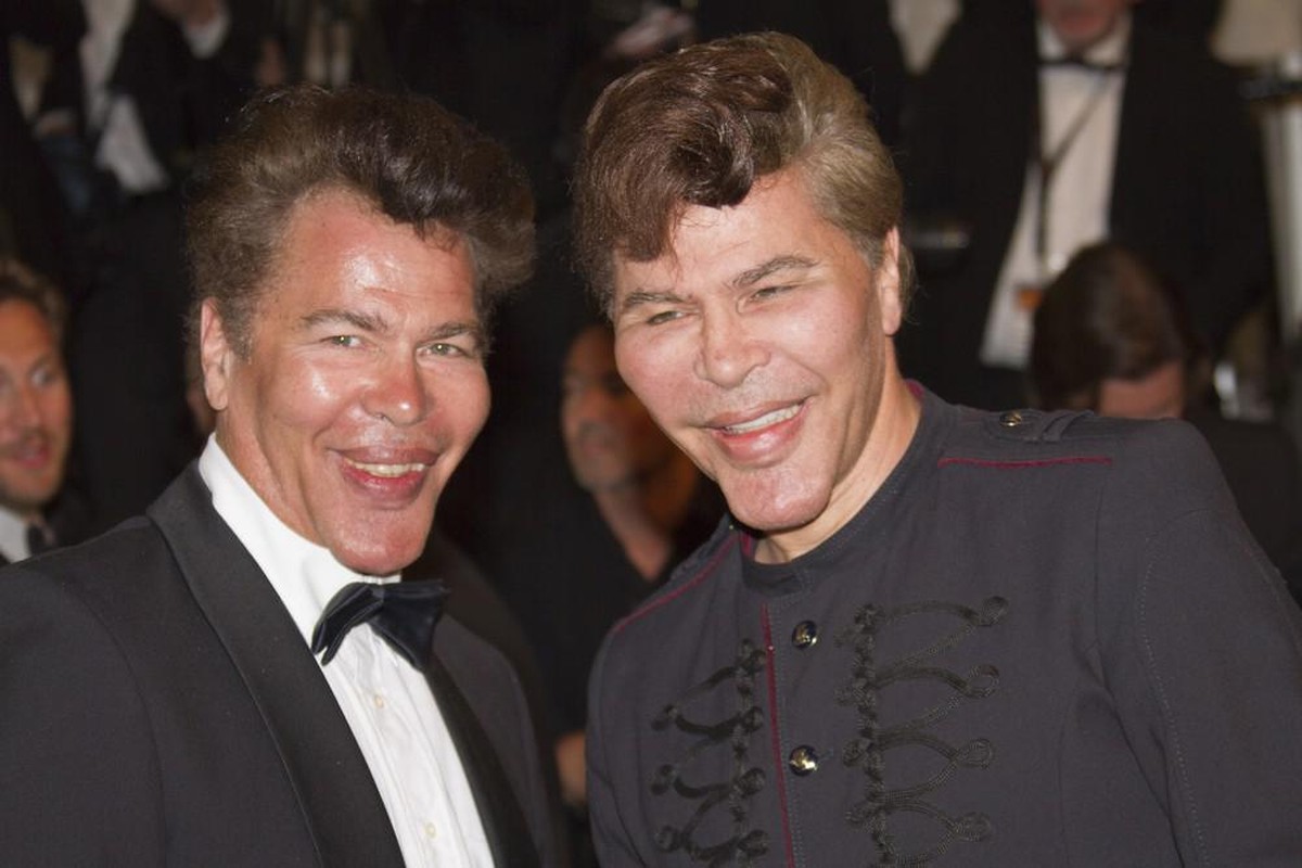 Igor Bogdanoff et Grichka Bogdanoff assistent à la première de "Michael Kohlhaas" lors du 66e Festival du Film de Cannes au Palais des Festivals le 24 mai 2013 à Cannes, en France.