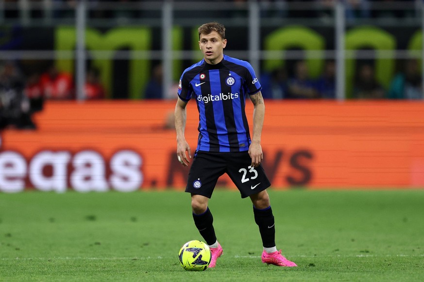 Fc Internazionale - Juventus Fc Nicolo Barella of Fc Internazionale controls the ball during the Coppa Italia semi-final second leg match beetween Fc Internazionale and Juventus Fc at Stadio Giuseppe  ...