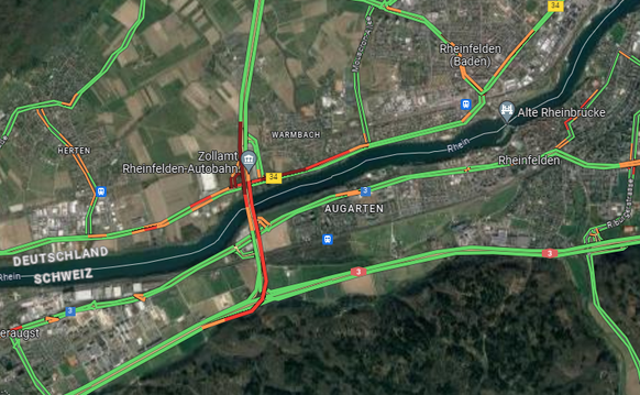 Auf Google Maps ist ein erhöhtes Verkehrsaufkommen am Zoll zu bemerken.