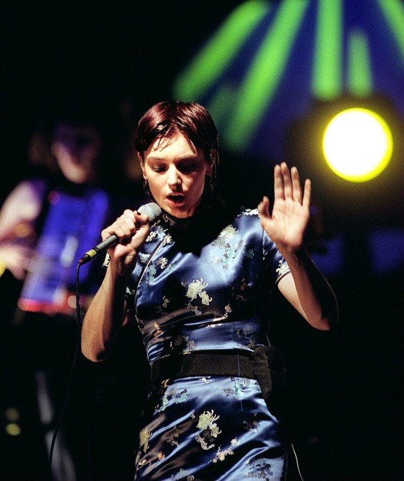 Sinead O&#039;Conner in her concert at the Warfield Theater, San Francisco, Calif. Tuesday night August 12, 1997.(Contra Costa Times/Jon McNally) sinead 1(Digital First Media Group/Contra Costa Times  ...