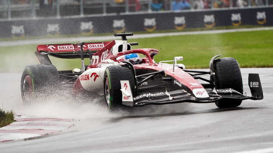 epa10021341 Finnish Formula One driver Valtteri Bottas of Alfa Romeo Racing steers his car during the qualification session of the Canada Formula One Grand Prix at the Gilles Villeneuve circuit in Mon ...