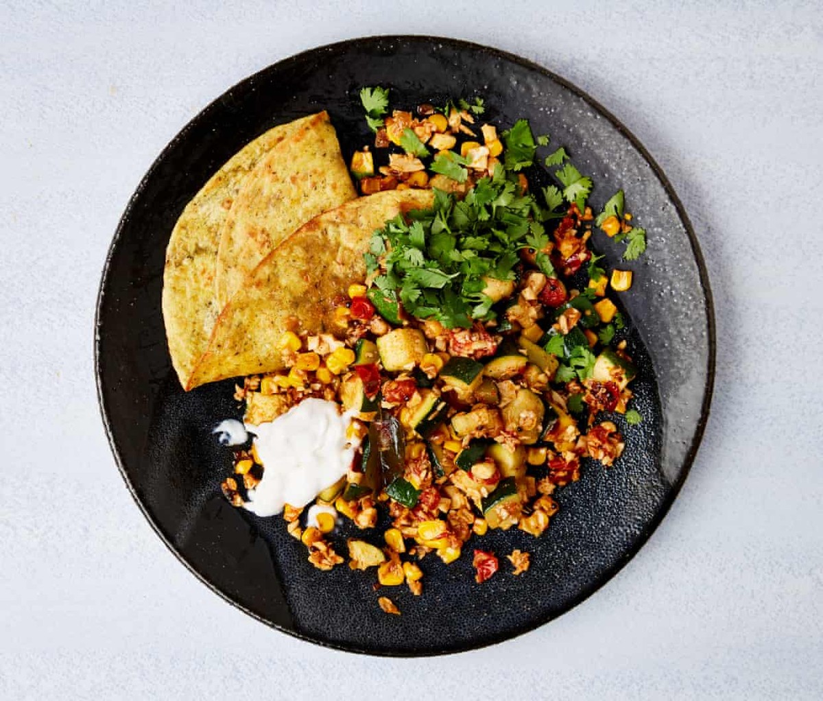 Meera Sodha vegan recipe for courgette, cashew and coconut subji zucchini nüsse kokosnuss curry essen food kochen https://www.yummly.co.uk/recipes/vegetarian-stuffed-onion