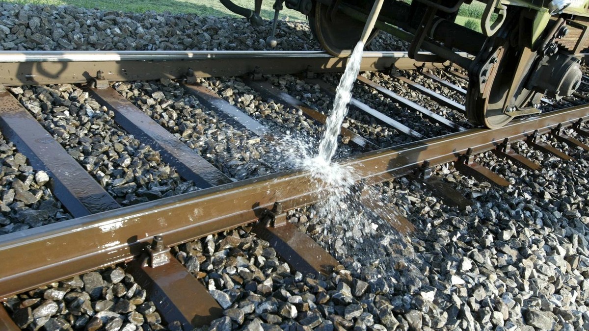 Wie-die-Hitze-Infrastruktur-und-Versorgung-belastet