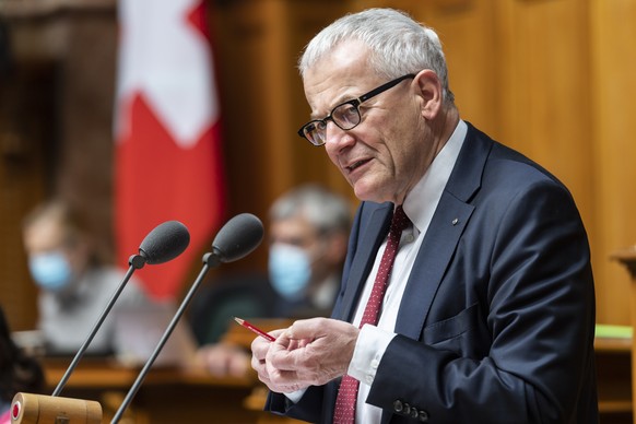 Kurt Fluri, FDP-SO, spricht zur Finanzierung des oeffentlichen Verkehrs, an der Wintersession der Eidgenoessischen Raete, am Dienstag, 30. November 2021 im Nationalrat in Bern. (KEYSTONE/Alessandro de ...