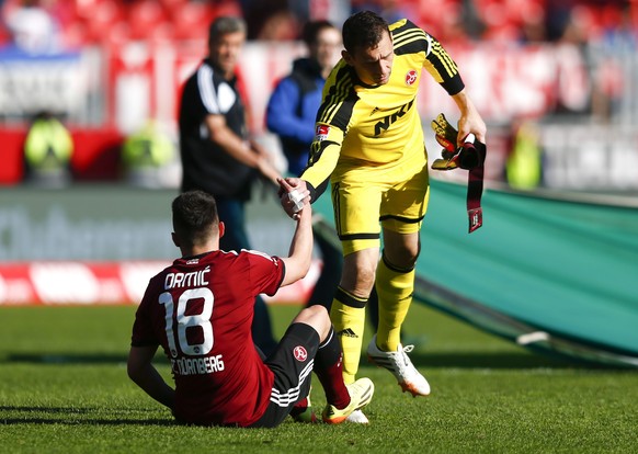 Raphael Schäfer ist mit Nürnberg 2009 über die Relegation in die 1. Bundesliga aufgestiegen. 2013 folgte trotz dem damaligen Topskorer Drmic der Abstieg.