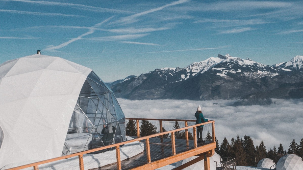 Rauszeit Hideout Hotels Whitepods Monthey