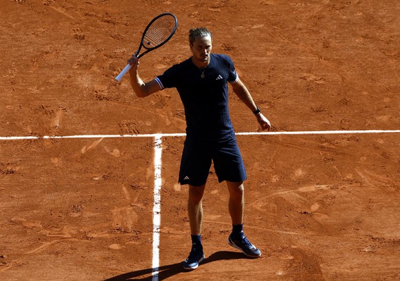 epa13018184 Alexander Zverev of Germany celebrates winning his Men's semifinal match against Jakub Mensik of the Czech Republic at the French Open Grand Slam tennis tournament at Roland Garros in ...
