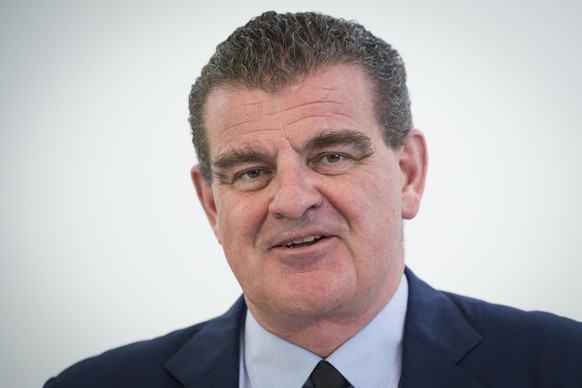 CEO Peter Spuhler, aufgenommen an der Jahresmedienkonferenz des Schienenfahrzeugherstellers Stadler Rail Group, am Freitag, 19. Juni 2015, am Hauptsitz in Bussnang. Der Umsatz beim Schienenfahrzeugher ...