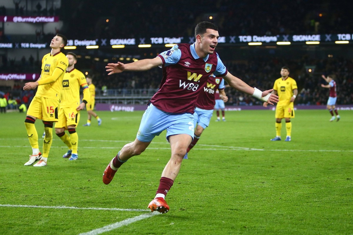 EDITORIAL USE ONLY No use with unauthorised audio, video, data, fixture lists, club/league logos or live services. Online in-match use limited to 120 images, no video emulation. No use in betting, gam ...