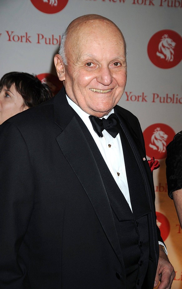 Library Lions Benefit Allen Greenberg or Ace Greenberg at the New York Public Library s 2008 Library Lions Benefit on November 3, 2008 . Picture by, PUBLICATIONxNOTxINxUKxFRAxUSA Copyright: xRobinxPla ...