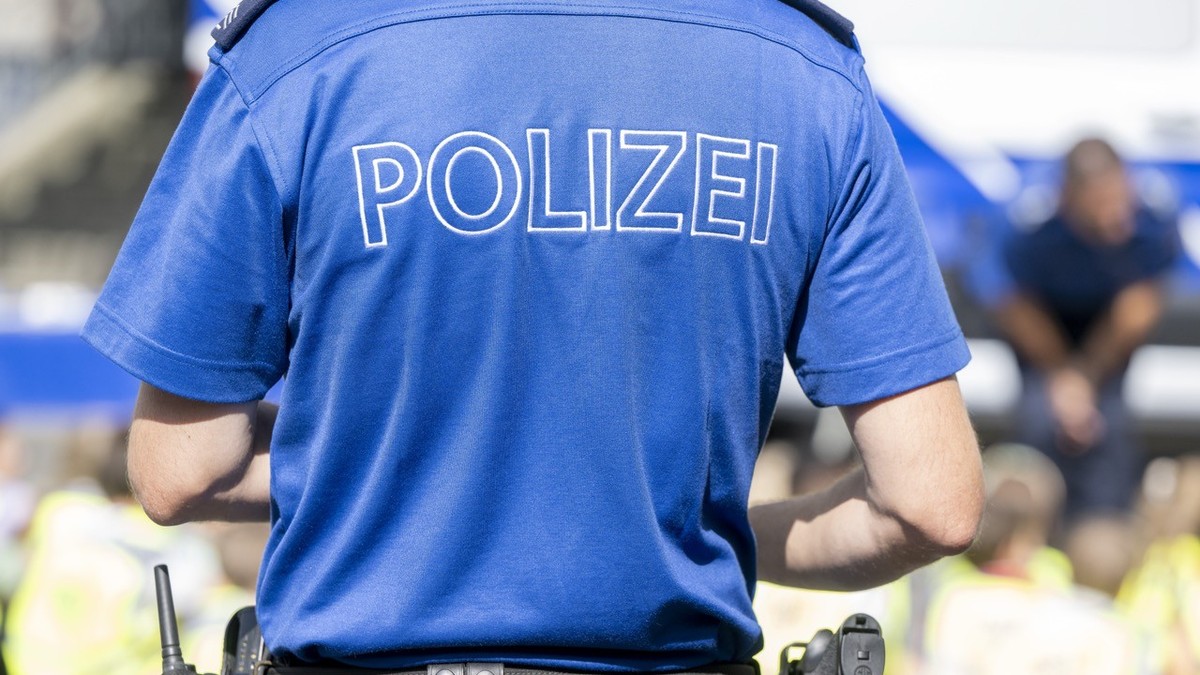 Mit-246-km-h-auf-der-A2-unterwegs-Luzerner-Polizei-fasst-zwei-Raser