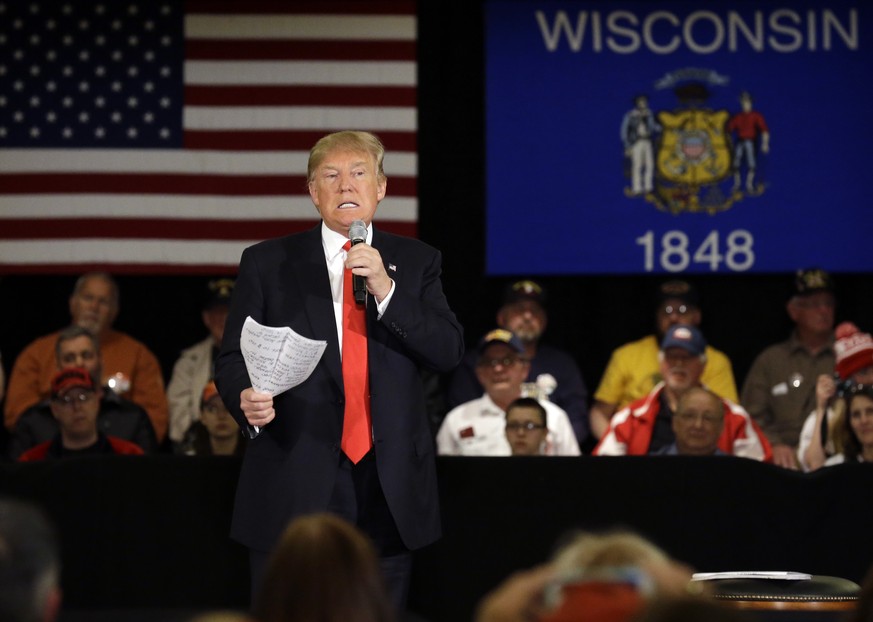Donald Trump an einem Wahlkampf-Auftritt in Appleton, Wisconsin (30.03.2016).<br data-editable="remove">