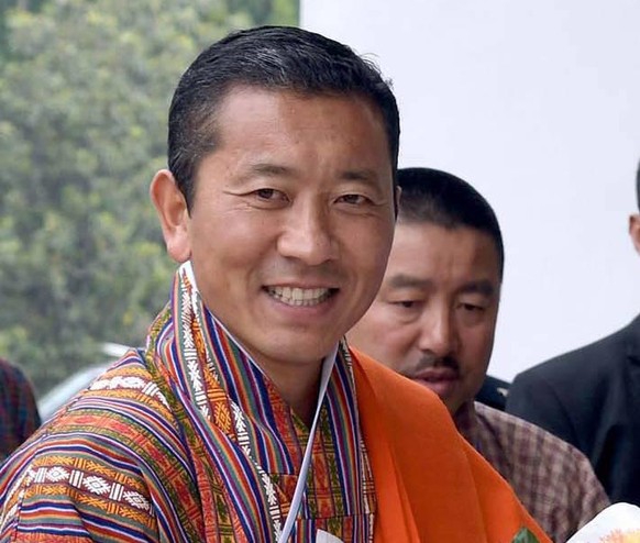 (190413) -- DHAKA, April 13, 2019 -- Bhutan s Prime Minister Lotay Tshering (L) meets with his Bangladesh counterpart Sheikh Hasina in Dhaka, Bangladesh, April 13, 2019. Sheikh Hasina and Lotay Tsheri ...