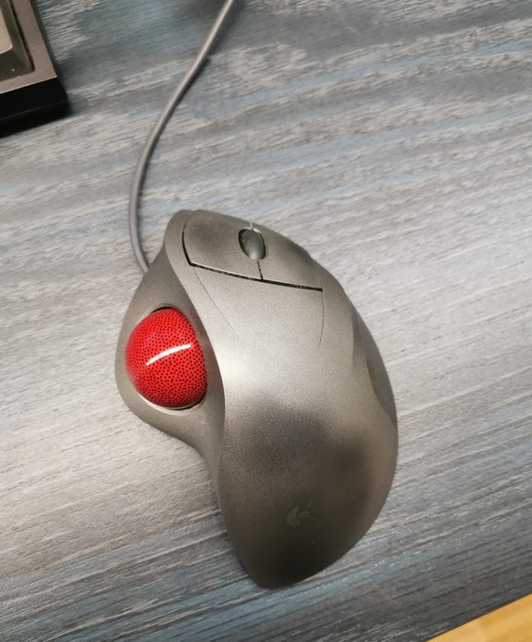 trackball toggi