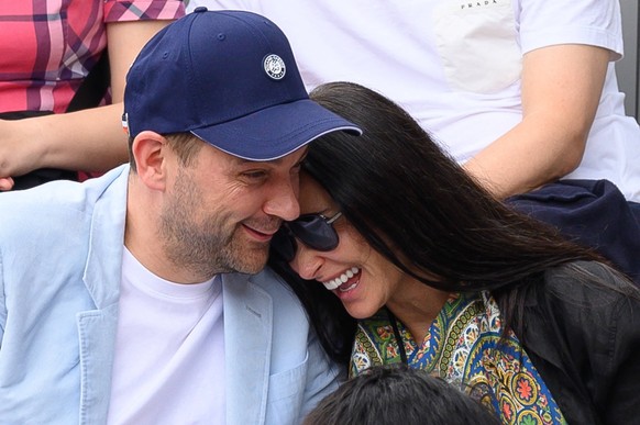 Roland Garros - VIPs In The Stands Demi Moore and Daniel Humm in the stand during French Open Roland Garros 2022 on June 5, 2022 in Paris, France. Photo by Laurent Zabulon/ABACAPRESS.COM Paris France  ...