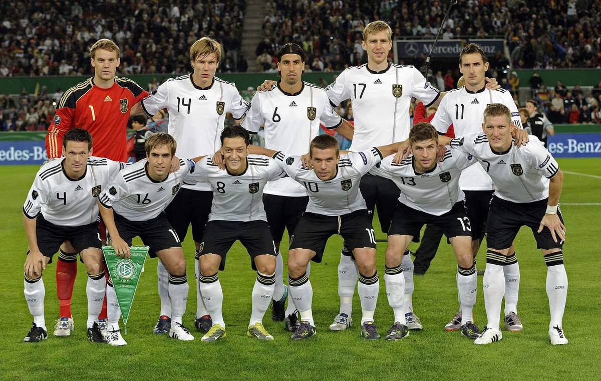 Germany's team standing prior the Euro 2012 Group A qualifying soccer match between Germany and Azerbaijan in Cologne, Germany, Tuesday Sept. 7, 2010. Up from left: Manuel Neuer, Holger Badstuber ...