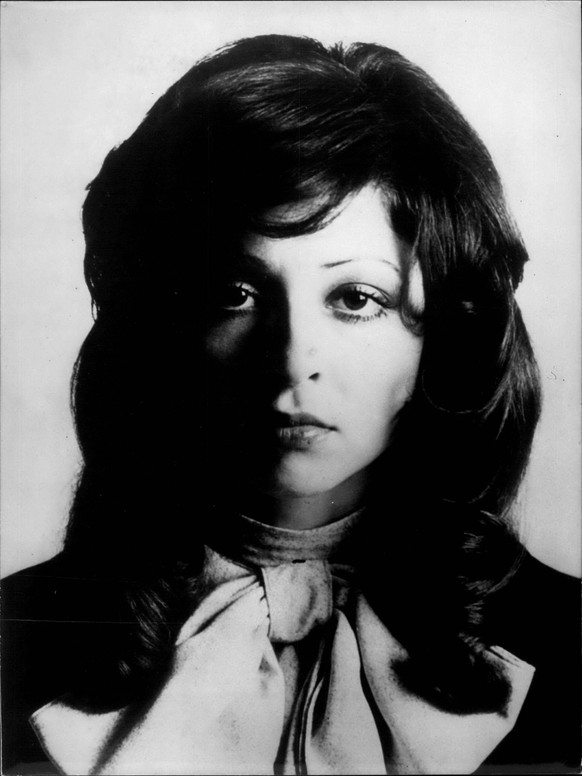 Bands / Komponisten / Instrumente / Musiker / Oper / Orchester / Schallplatten / S�nger / Songwriter / Symphonien 6. M�rz 1972 Vicky Leandros ist ein internationaler Star im wahrsten Sinne des Wortes. ...