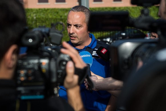 Matteo Cocchi, Kommandant der Tessiner Kantonspolizei, beantwortet die Fragen der Journalisten, am Samstag, 7. Oktober 2017, in Lugano. In der Tessiner Grenzgemeinde Brissago hat ein Polizist waehrend ...