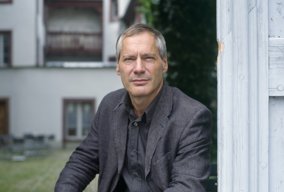Portrait von Thomas Kessler, Integrationsdelegierter des Kantons Basel-Stadt, aufgenommen am 3. Juni 2008 in Basel, Schweiz. (KEYSTONE/Gaetan Bally)