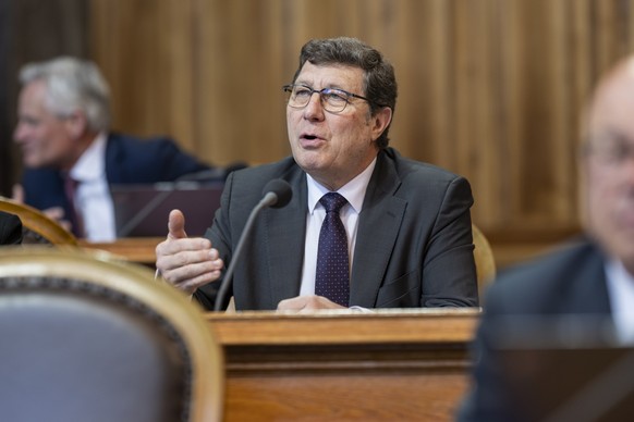 Mauro Poggia, MCG-GE, begruendet seinen Vorstoss an der Fruehjahrssession der Eidgenoessischen Raete, am Donnerstag, 6. Maerz 2025 im Staenderat in Bern. (KEYSTONE/Alessandro della Valle)