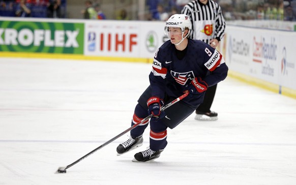 Jack Eichel ist gerade mal 18 Jahre alt, gehört aber zu den Teamstützen der USA.