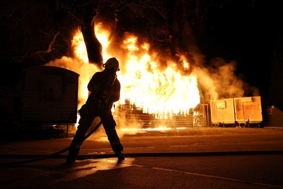 Brand Zug Männerbadi 19.4.26