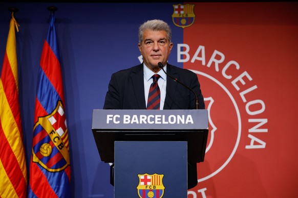 epa11782551 FC Barcelona&#039;s president Joan Laporta delivers a speech during the club&#039;s Christmas luncheon with journalists in Barcelona city, Catalonia, north-eastern Spain, 17 December 2024. ...