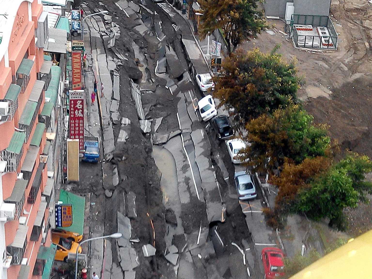 Bilder der Zerstörung: Gasexplosion in der Stadt Kaosiung.