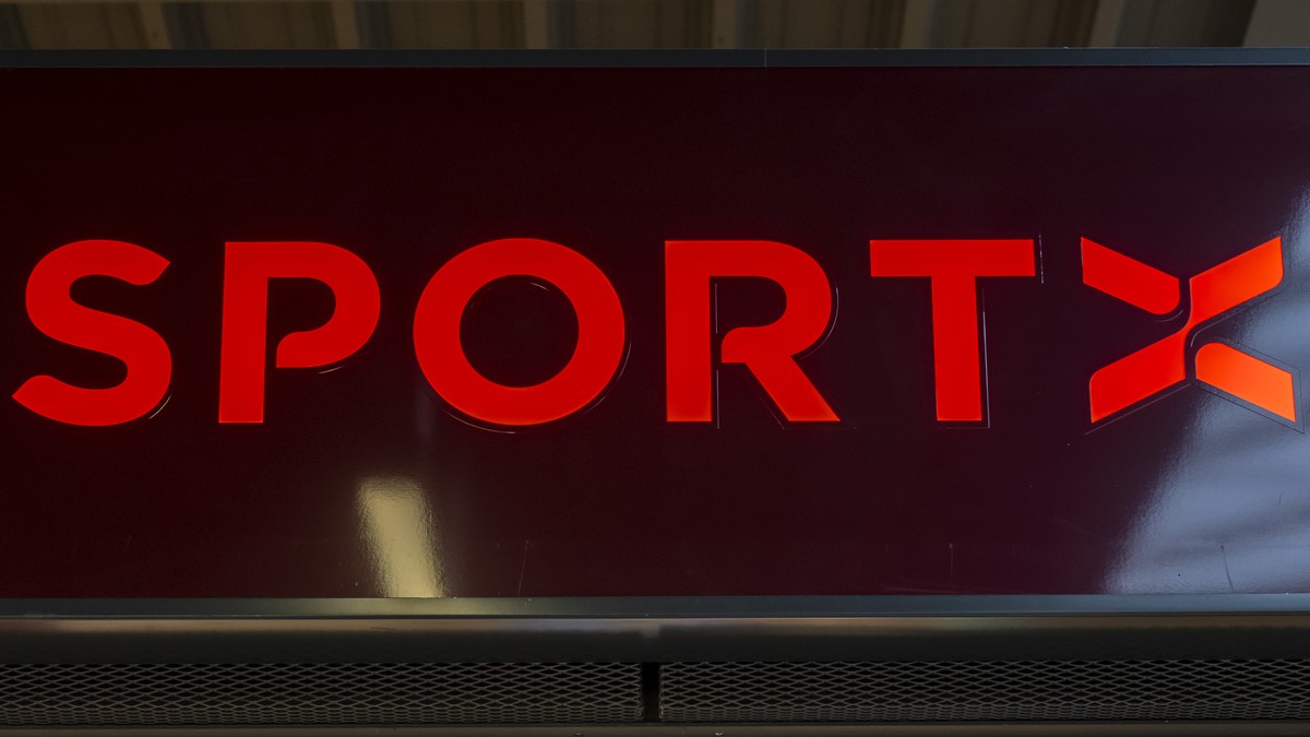 Die SportX-Filiale im Dreispitz MParc in Basel, am Freitag, 2. Februar 2024. Der Migros-Genossenschafts-Bund sucht neue Besitzer fuer die Reisetochter Hotelplan, die Kosmetik- und Hygienetochter Mibel ...