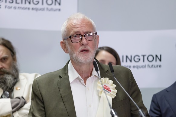 epa11458192 Jeremy Corbyn gives a speech after being declared winner of the North Islington Parliamentary seat, in London, Britain, 05 July 2024. Britons went to the polls on 04 July 2024 to elect new ...