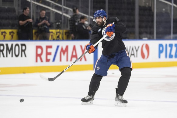 Edmonton Oilers&#039; Evan Bouchard (2) takes part in practice, Tuesday, June 3, 2025, in Edmonton, Alberta, ahead of Game 1 of the NHL hockey Stanley Cup final series against the Florida Panthers. (J ...