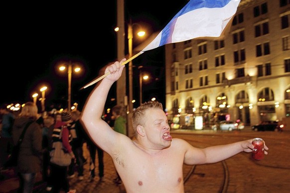 Jetzt ist es fix: Finnland qualifiziert sich erstmals für eine EM oder WM
Kiitos Suomi! Alles Legenden. Machbare Gruppe oder nicht, das ist einfach geil und wird gefeiert wie ein WM Titel! Torille!!!