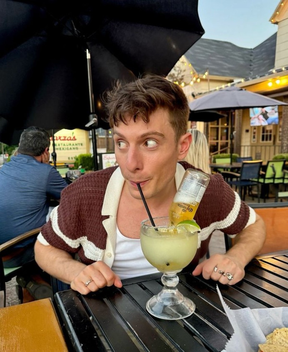 Duck Dad Riyadh Khalaf
https://www.instagram.com/riyadhk/?hl=en