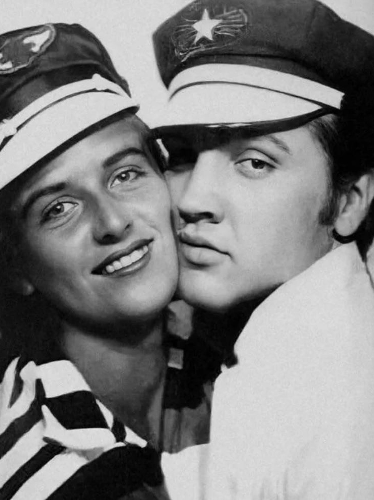 Elvis Presley and girlfriend June Juanico, photos are two frames from a photobooth strip taken in July 1956 in Memphis, Tennessee.
https://www.reddit.com/r/popculturechat/comments/1be515i/vintage_cele ...