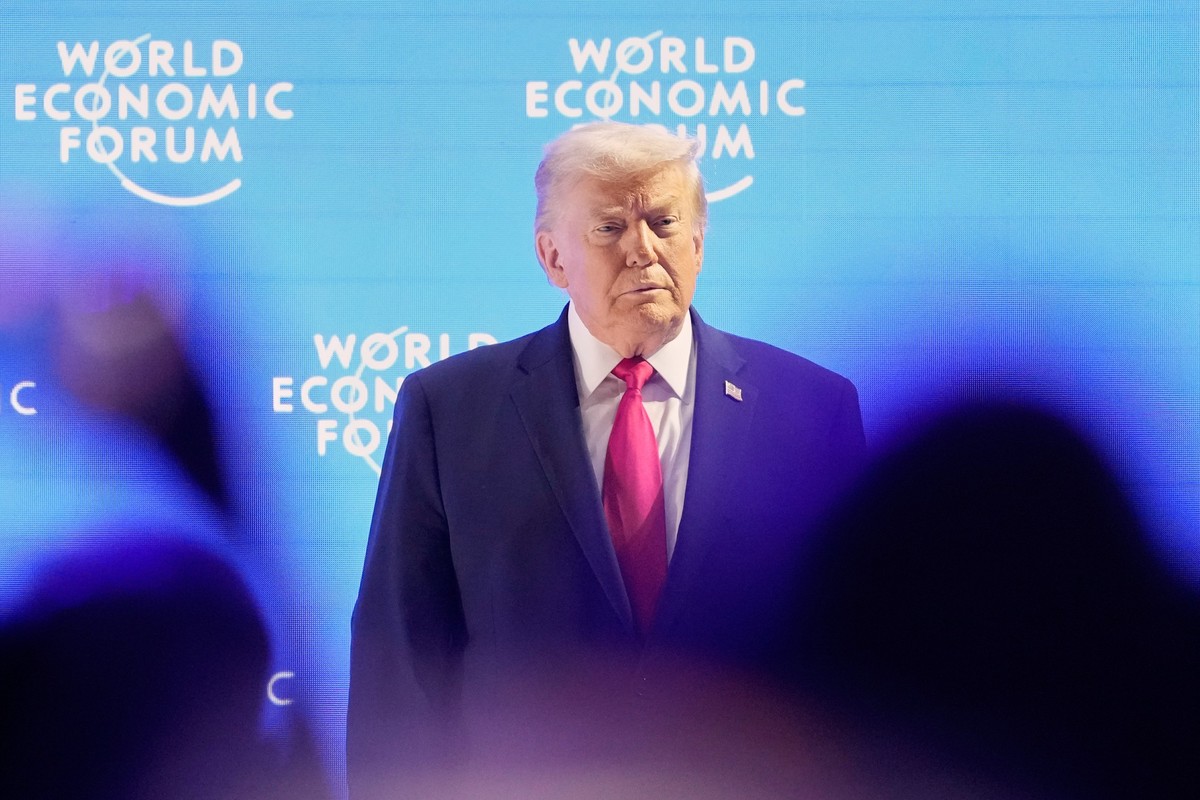 President Donald Trump arrives for his speech during the Annual Meeting of the World Economic Forum in Davos, Switzerland, Wednesday, Jan. 21, 2026. (AP Photo/Markus Schreiber)