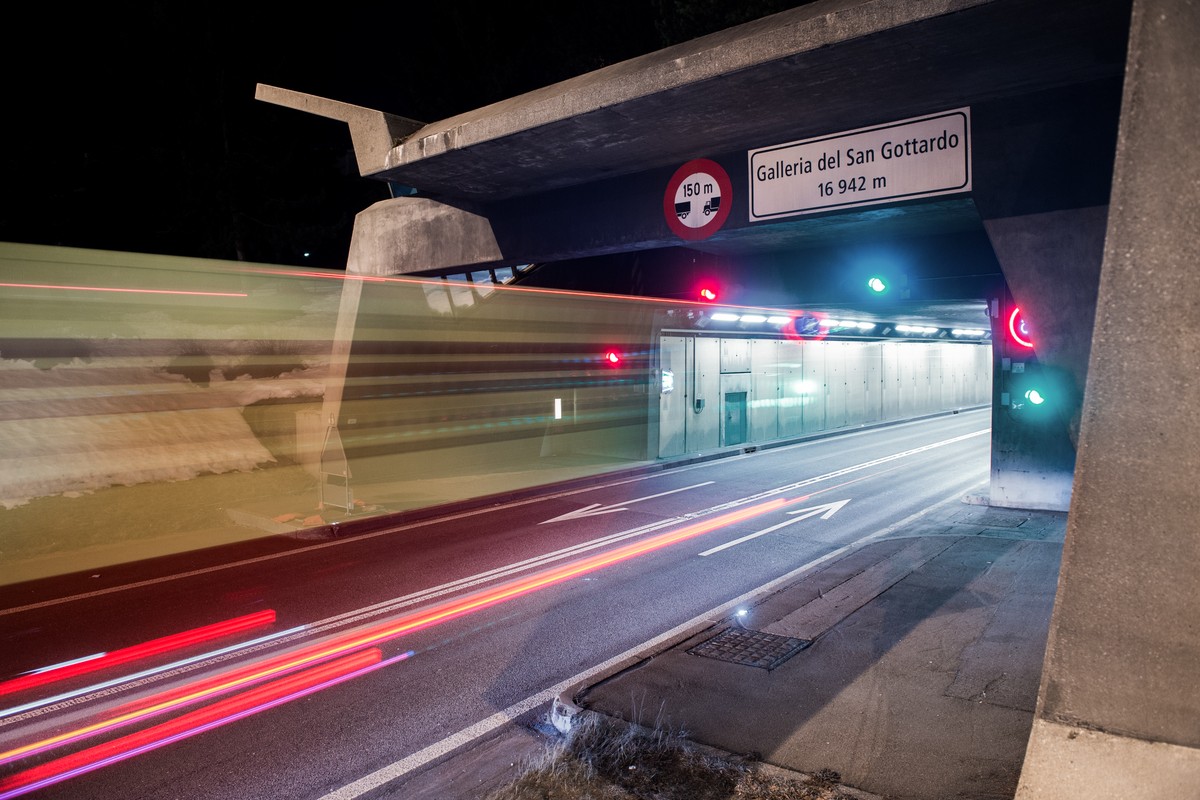 Gotthard: Heute noch in beide Richtungen zu befahren. Künftig richtungsgetrennt.
