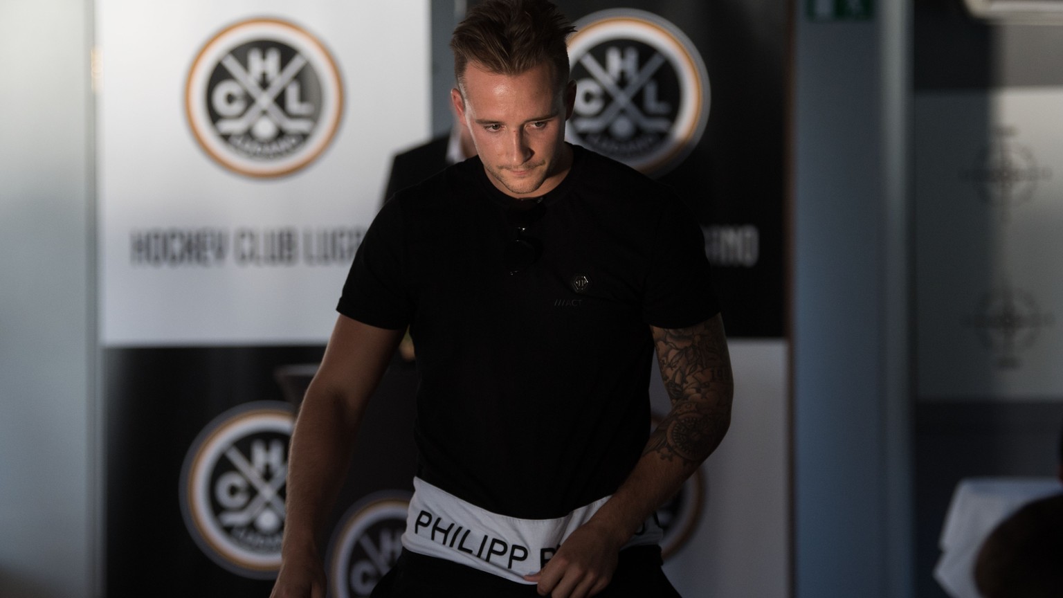 Spieler Ryan Spooner an der Vorsaison-Medienkonferenz des HC Lugano auf dem Schiff &quot;Lugano&quot;, am Mittwoch, 4. September 2019, in Lugano. 
(KEYSTONE/Ti-Press/Samuel Golay)