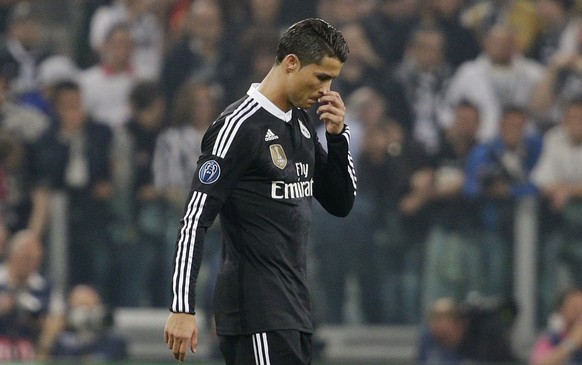 Football - Juventus v Real Madrid - UEFA Champions League Semi Final First Leg - Juventus Stadium, Turin, Italy - 5/5/15
Real Madrid&#039;s Cristiano Ronaldo looks dejected
Reuters / Max Rossi