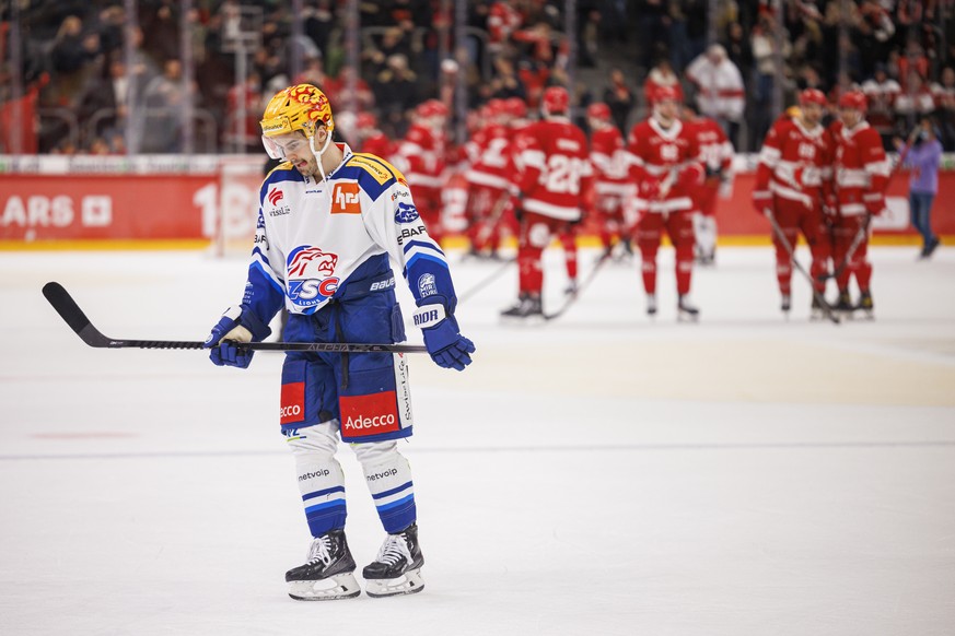 Le top Scorer PostFinance zuerichois Denis Malgin reagit apres la defaite de son equipe apres la rencontre du championnat suisse de hockey sur glace de National League LNA, entre le Lausanne HC, LHC,  ...