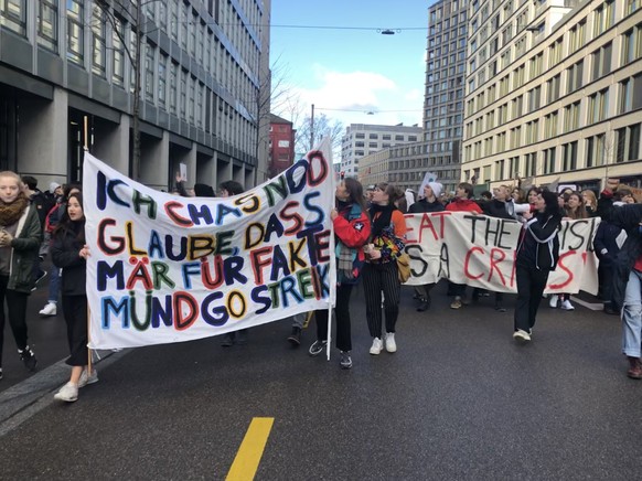 «Ich chas nöd glaube, dass mär für Fakte münd go streike.»